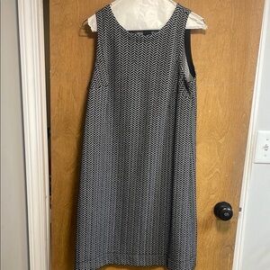 Black and White Sleeveless Dress